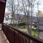 Centrum, Sun & Snow *
