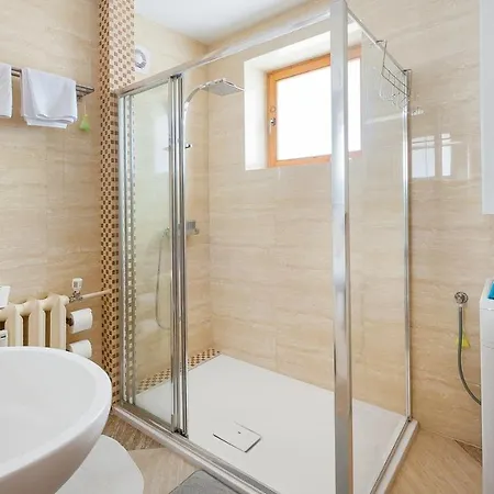 Centrum, Sun & Snow * 扎科帕内