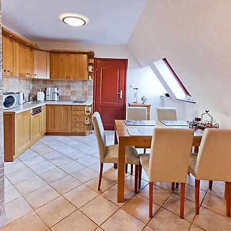 Centrum, Sun & Snow * 扎科帕内