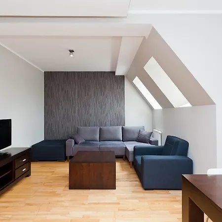 Centrum, Sun & Snow アパート ザコパネ