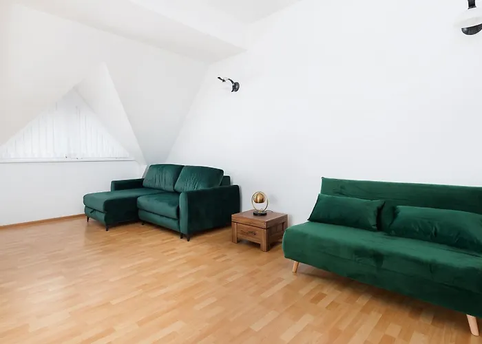 Centrum, Sun & Snow *