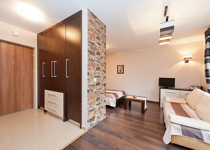 Centrum, Sun & Snow *